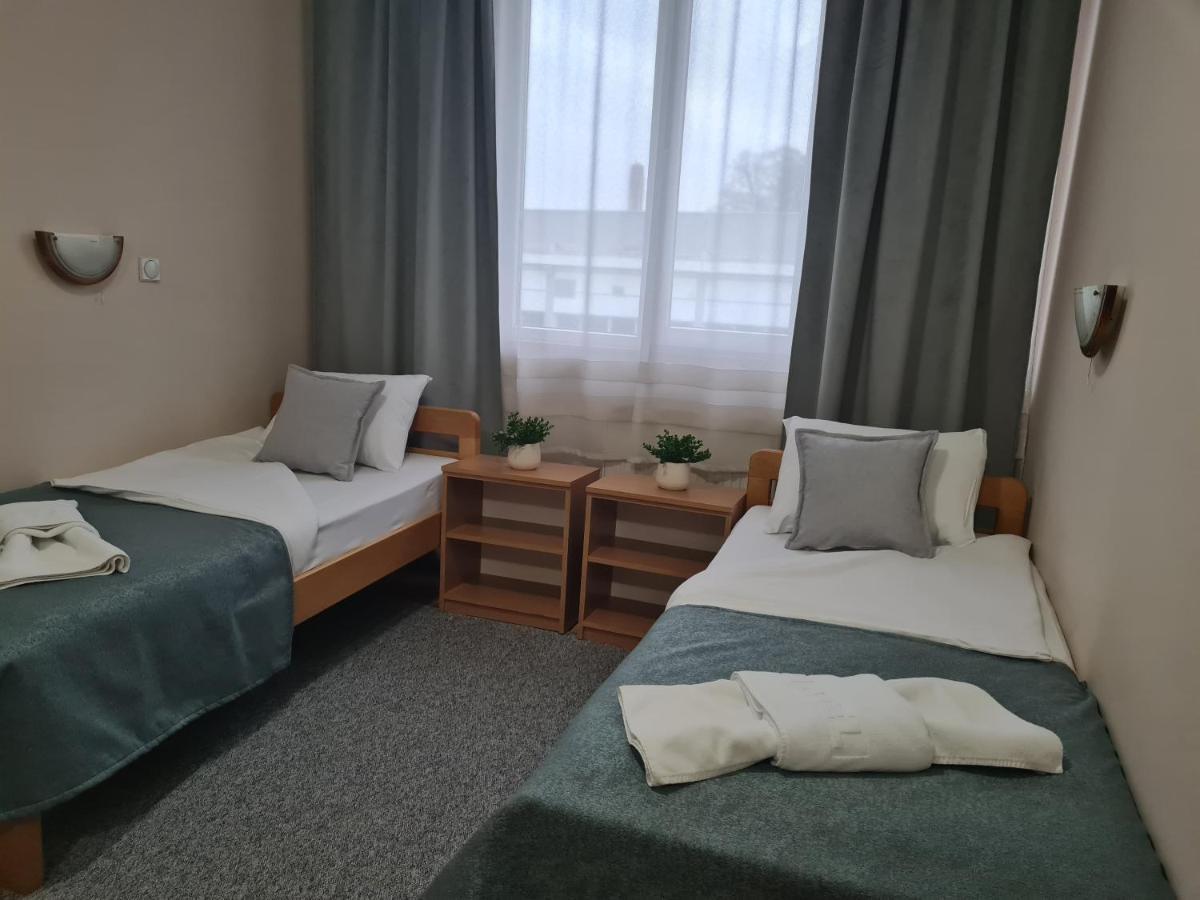 Garni Hotel Alma Pirot Exterior photo