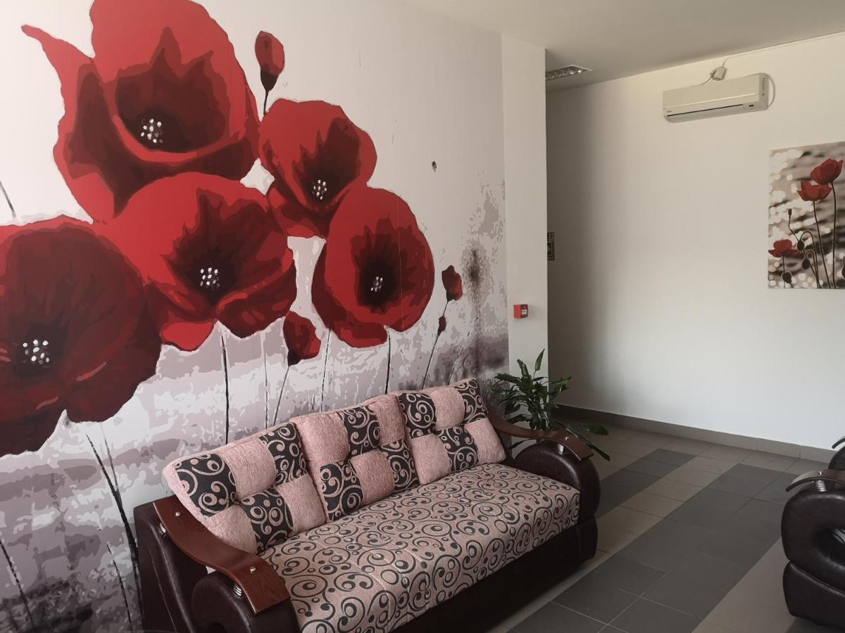Garni Hotel Alma Pirot Exterior photo